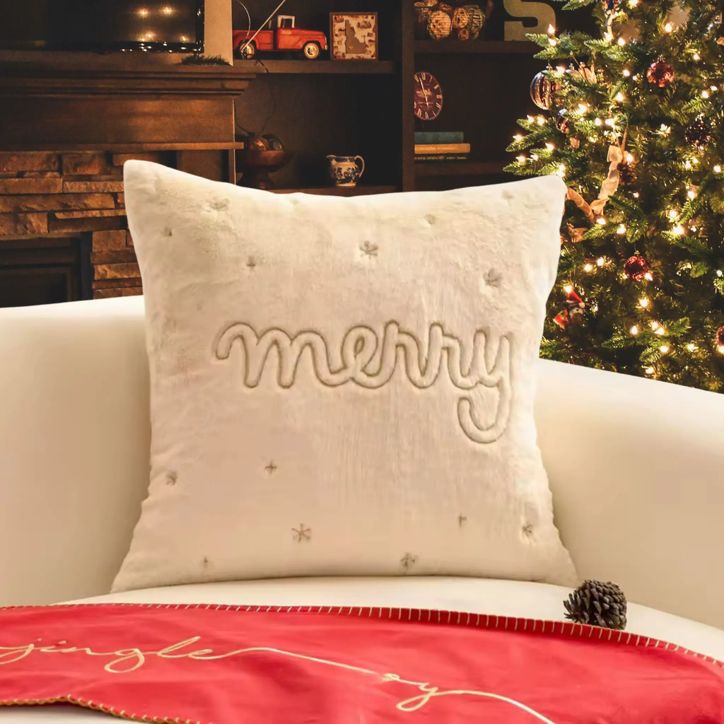 Housse de coussin brodée en peluche Fééries Mancelya