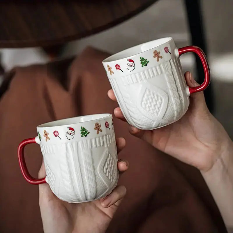 Mugs de Noël en céramique effet pull tricoté avec motifs festifs Fééries Mancelya
