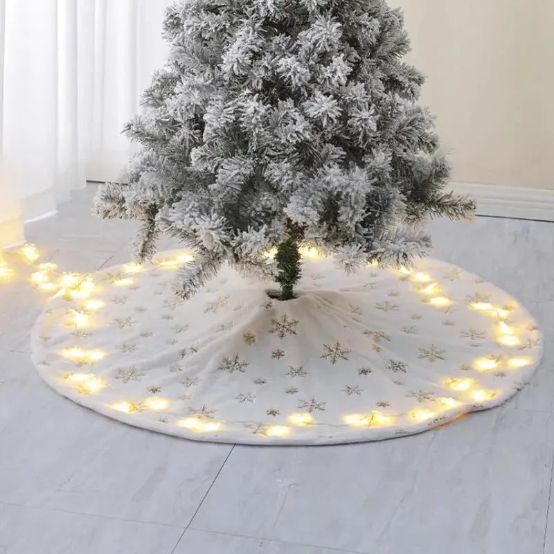 Jupe d'arbre de noël blanche en peluche, motifs flocons de neige Fééries Mancelya