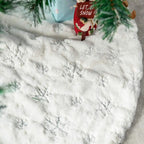Jupe d'arbre de noël blanche en peluche, motifs flocons de neige Fééries Mancelya
