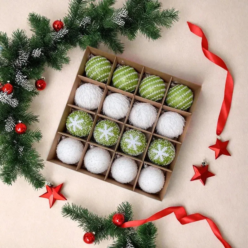 Boules de noël en mousse et pailletée(lot de 16) Fééries Mancelya