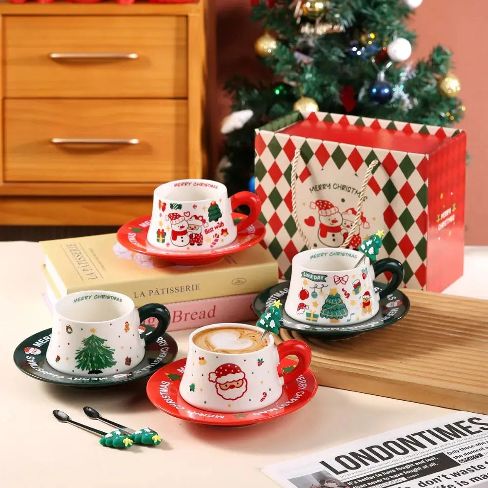 Coffret Cadeau tasse de Noël en céramique avec sous tasse et cuillère Fééries Mancelya