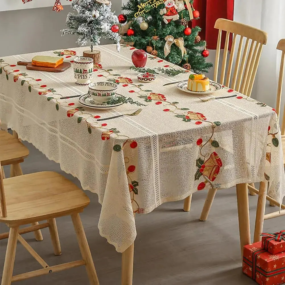 Nappe de table en dentelle à motifs brodés Fééries Mancelya