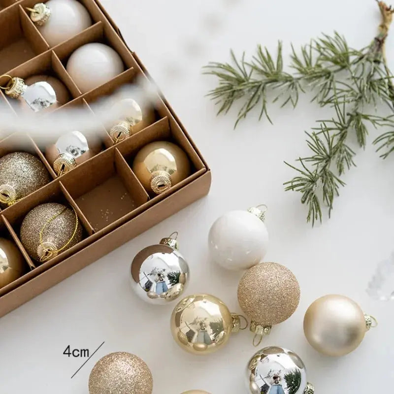 Boules de Noël en verre multicolores et métallisées(lot de 25 à 75 boules) Fééries Mancelya